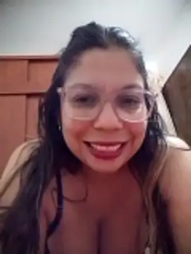 Snapshot of Carliina_Soussa chatting on 8, 6, 2026 Carliina Soussa online show from 8, 6, 2026