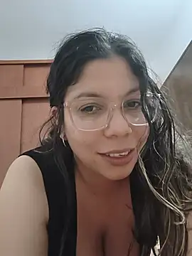 Snapshot of Carliina_Soussa chatting on 9, 7, 2026 Carliina Soussa online show from 9, 7, 2026