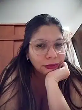 Snapshot of Carliina_Soussa chatting on 24, 6, 2026 Carliina Soussa online show from 24, 6, 2026
