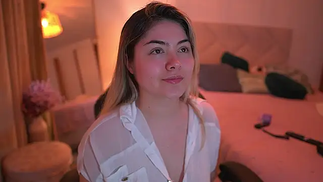 Lau Bee online show from 24, 10, 2025