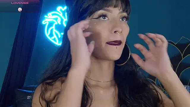 nicol-monett online show from 26, 2, 2025