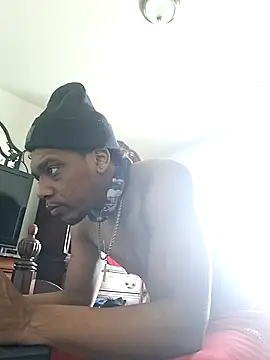 bigboytoy912 online show from 18, 4, 2026