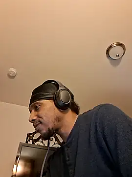 bigboytoy912 online show from 19, 5, 2026