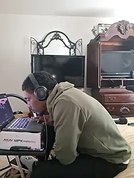 Snapshot of bigboytoy912 chatting on 19, 7, 2026 bigboytoy912 online show from 19, 7, 2026