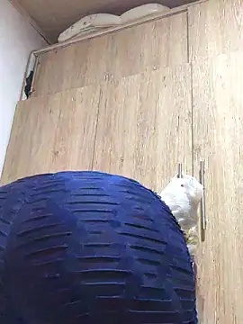 Abigail Cowen online show from 16, 12, 2025