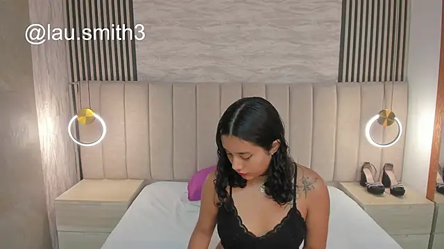 laura smith33 online show from 5, 11, 2025