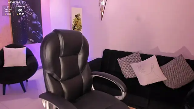 SavannahStorm online show from 7, 3, 2025