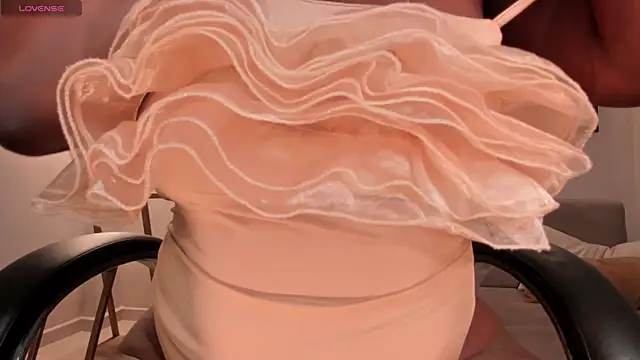 SavannahStorm online show from 26, 10, 2025