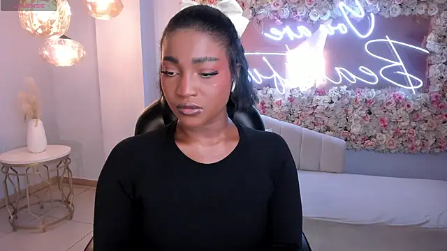 SavannahStorm online show from 1, 4, 2026