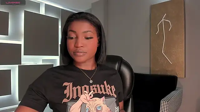 SavannahStorm online show from 5, 11, 2025