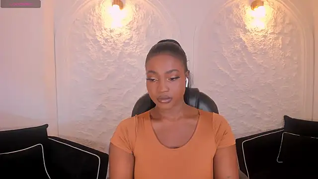 SavannahStorm online show from 13, 2, 2026