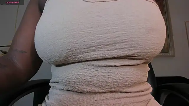 SavannahStorm online show from 20, 9, 2025