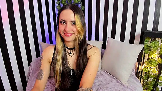 liz goth online show from 19, 11, 2025