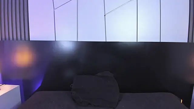 liz goth online show from 6, 3, 2025