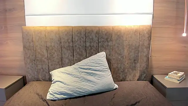 liz goth online show from 12, 3, 2025