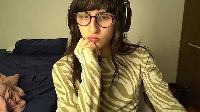 Alice love29 online show from 6, 1, 2025