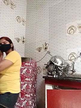 illay love online show from 18, 6, 2026