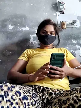 illay love online show from 7, 5, 2026
