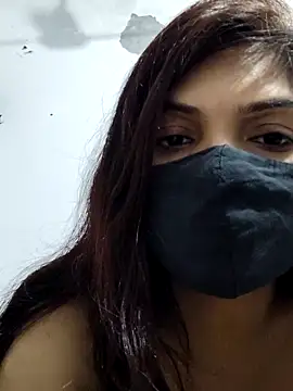 illay love online show from 7, 4, 2026