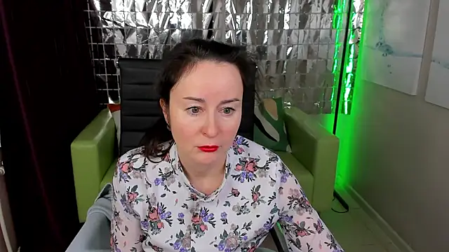 Snapshot of Ninasaaaa chatting on 29, 12, 2024 Ninasaaaa online show from 29, 12, 2024