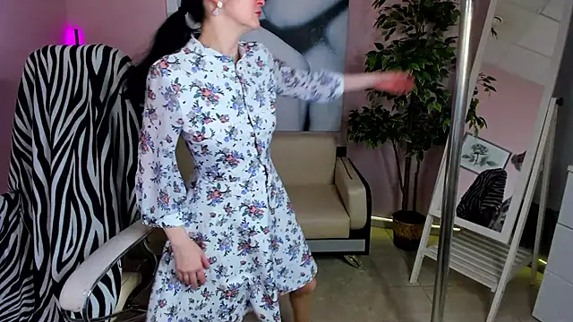 Snapshot of Ninasaaaa chatting on 20, 3, 2025 Ninasaaaa online show from 20, 3, 2025