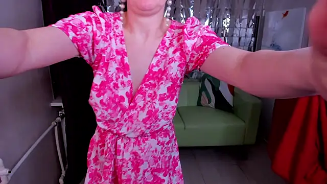 Snapshot of Ninasaaaa chatting on 3, 2, 2025 Ninasaaaa online show from 3, 2, 2025