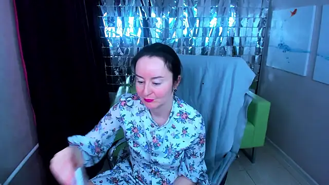 Snapshot of Ninasaaaa chatting on 14, 3, 2025 Ninasaaaa online show from 14, 3, 2025