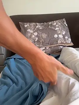 maturemale2024 online show from 24, 9, 2025