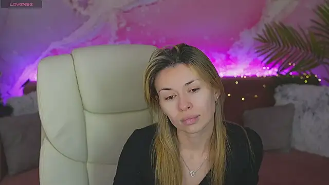 MayaRayy online show from 9, 1, 2026