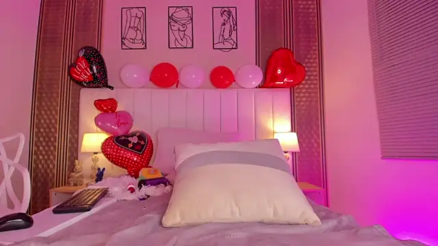 zoe sky  online show from 20, 9, 2025