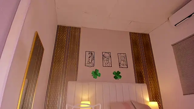 zoe sky  online show from 13, 3, 2026