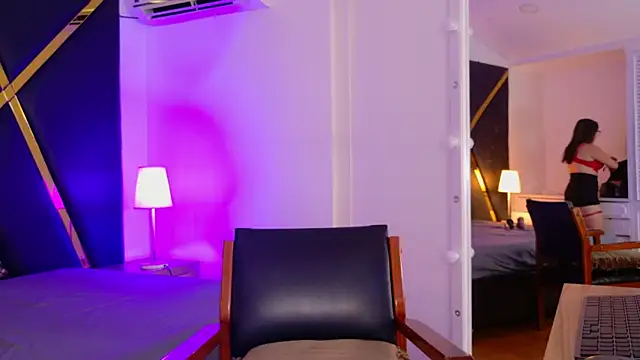 Adel Nesbiit online show from 6, 4, 2026