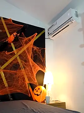 Adel Nesbiit online show from 25, 10, 2025