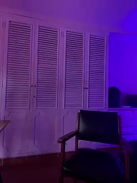 Adel Nesbiit online show from 7, 5, 2026
