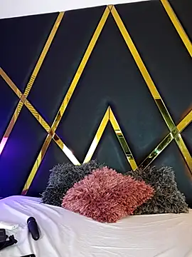 Adel Nesbiit online show from 7, 10, 2025