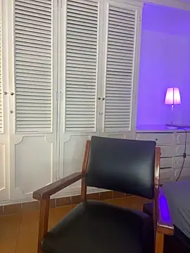 Adel Nesbiit online show from 6, 5, 2026