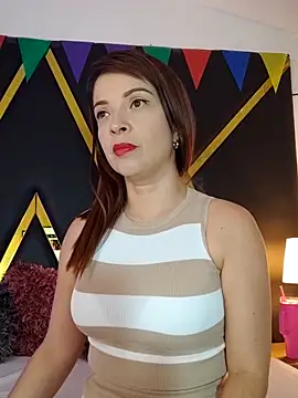 Adel Nesbiit online show from 5, 10, 2025