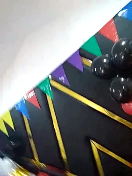 Adel Nesbiit online show from 22, 9, 2025