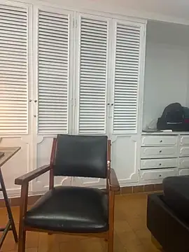Adel Nesbiit online show from 9, 5, 2026
