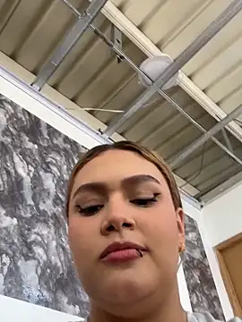 Snapshot of SofiaJoness_ chatting on 20, 11, 2025 SofiaJoness online show from 20, 11, 2025