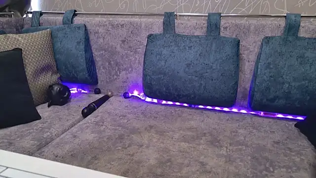 Snapshot of blackcat142 chatting on 26, 9, 2025 blackcat142 online show from 26, 9, 2025