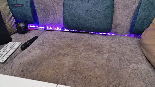 Snapshot of blackcat142 chatting on 27, 10, 2025 blackcat142 online show from 27, 10, 2025