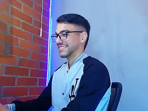 Leandro valenzuela online show from 13, 10, 2025