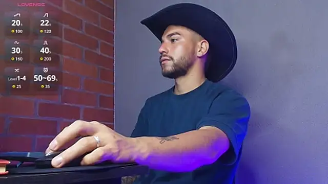 Snapshot of Leandro_valenzuela chatting on 17, 5, 2026 Leandro valenzuela online show from 17, 5, 2026