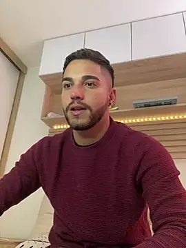 Snapshot of Leandro_valenzuela chatting on 15, 5, 2026 Leandro valenzuela online show from 15, 5, 2026
