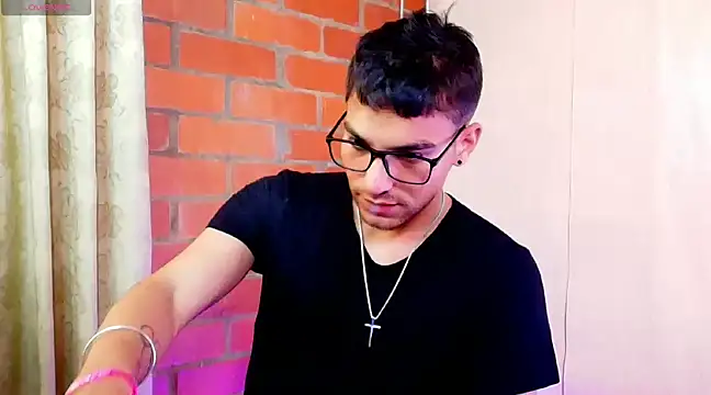 Leandro valenzuela online show from 14, 3, 2025