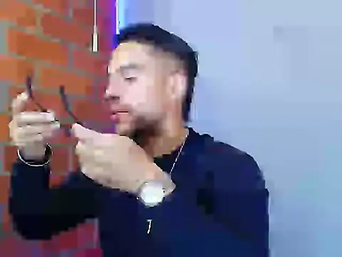 Leandro valenzuela online show from 21, 9, 2025