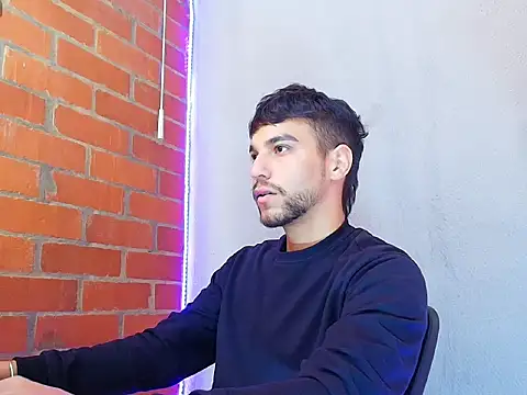 Leandro valenzuela online show from 9, 10, 2025