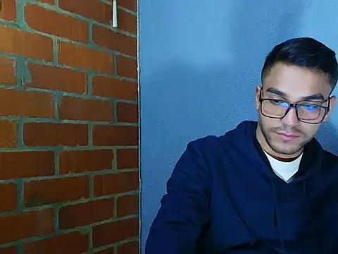 Leandro valenzuela online show from 21, 9, 2025