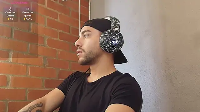 Leandro valenzuela online show from 23, 3, 2026